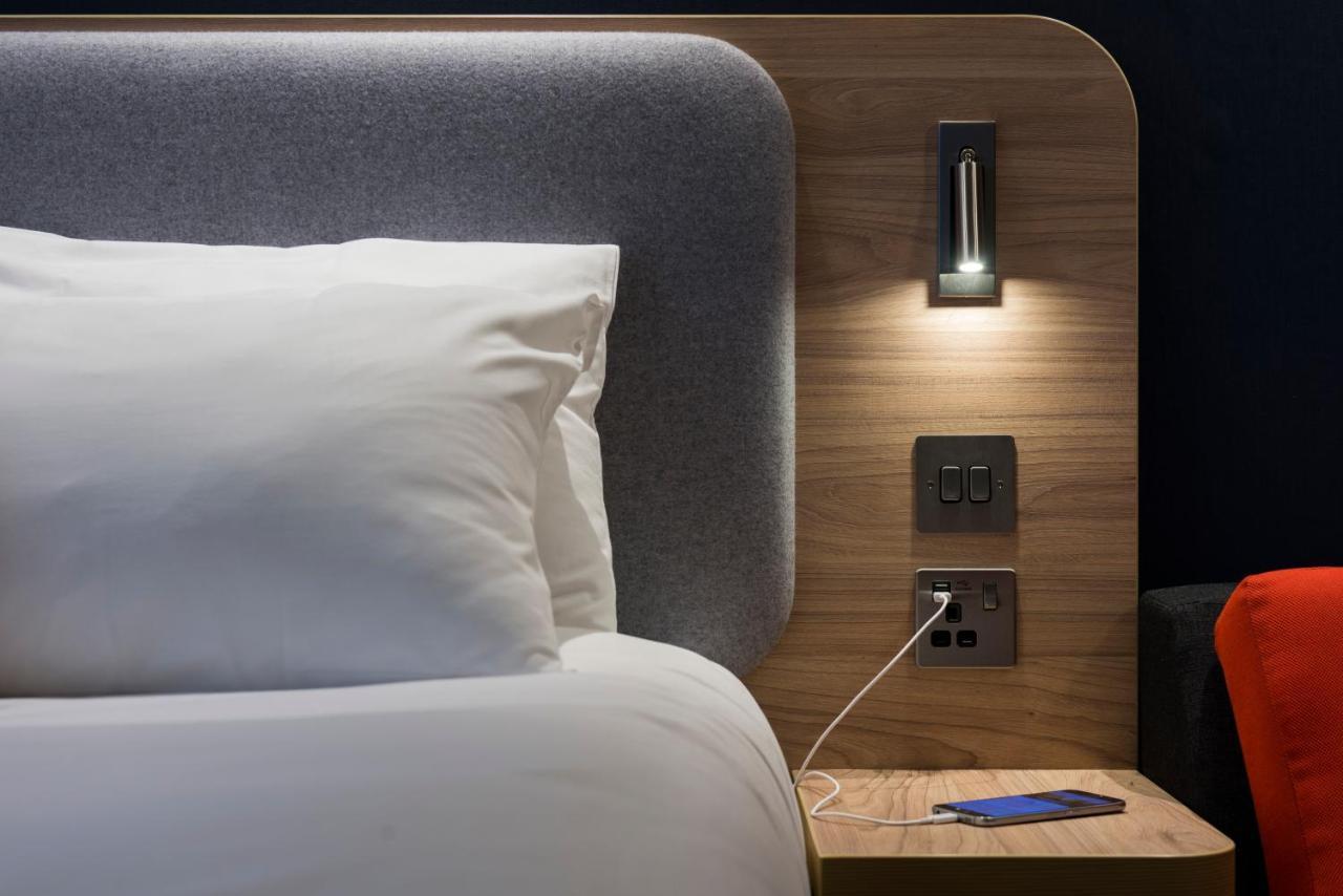 Holiday Inn Express - Fleet By Ihg Eksteriør bilde